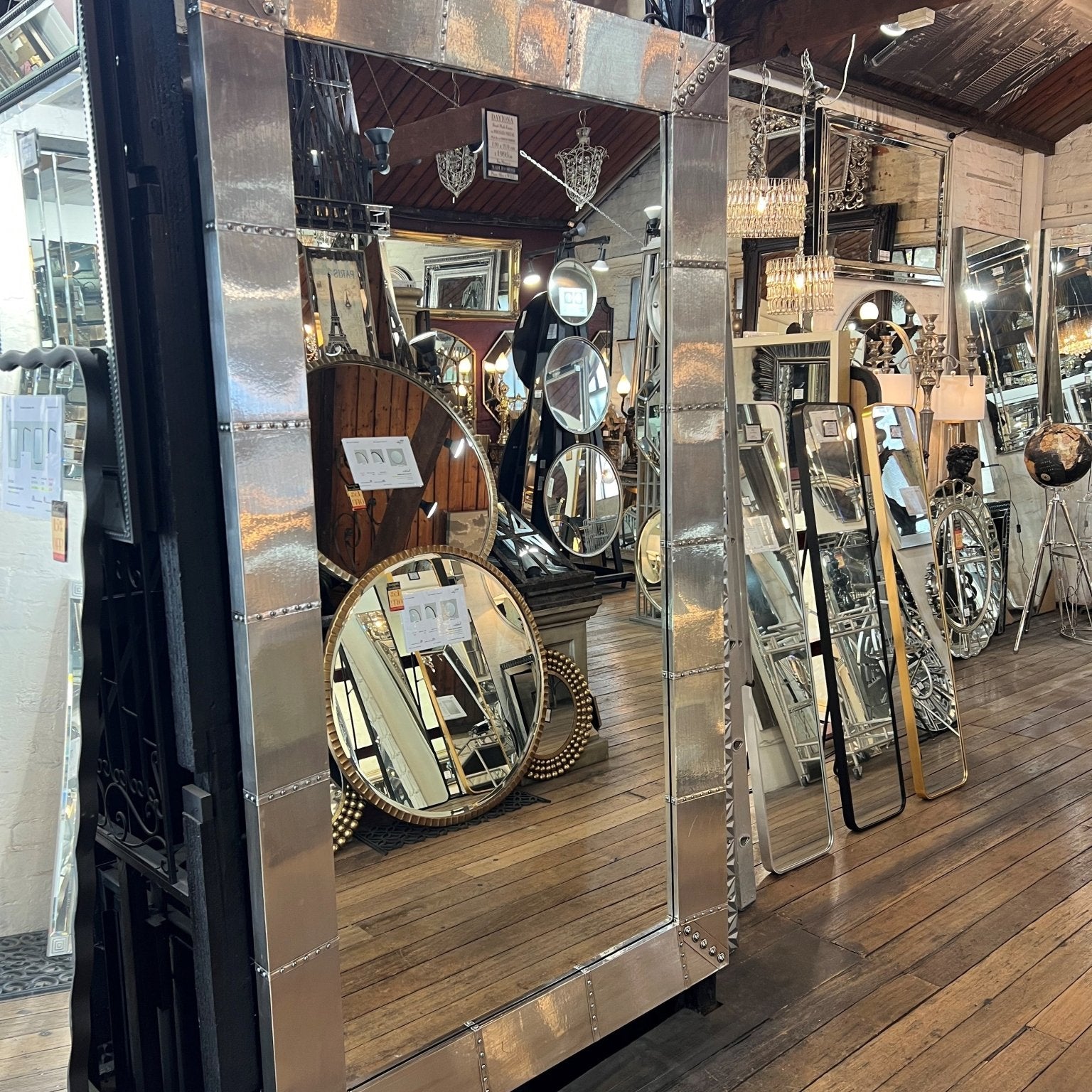 DAYTONA - Mirror Mirror Australia