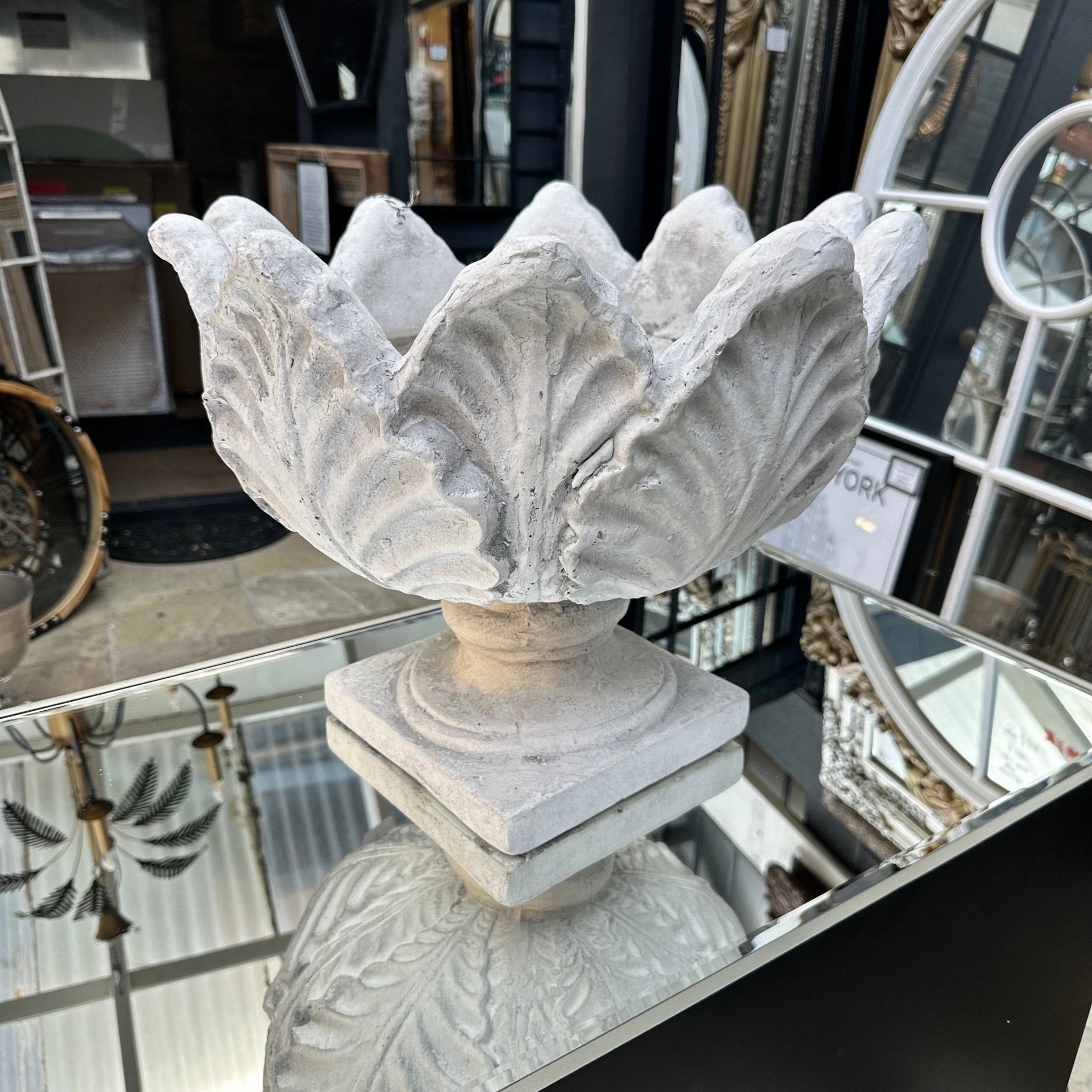 Moulded Planter - Mirror Mirror Australia